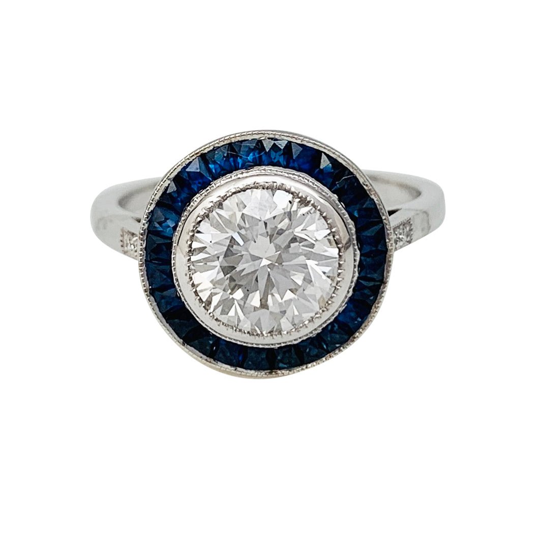 Bague Art Déco en or blanc, diamants et saphirs - Castafiore