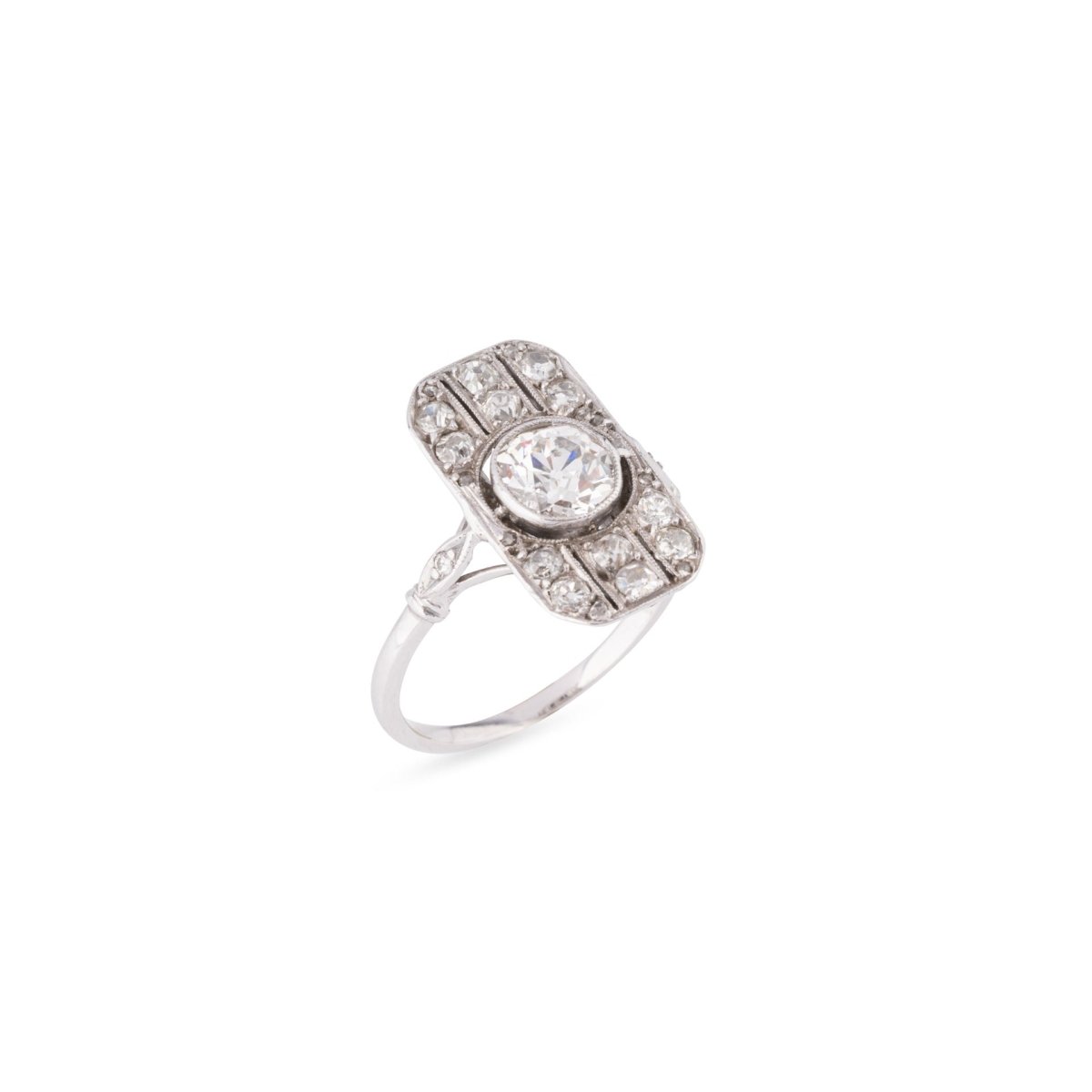 Bague Art Déco en platine, or blanc et diamants - Castafiore
