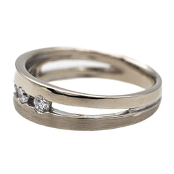 Bague Bandeau en or blanc et diamants - Castafiore