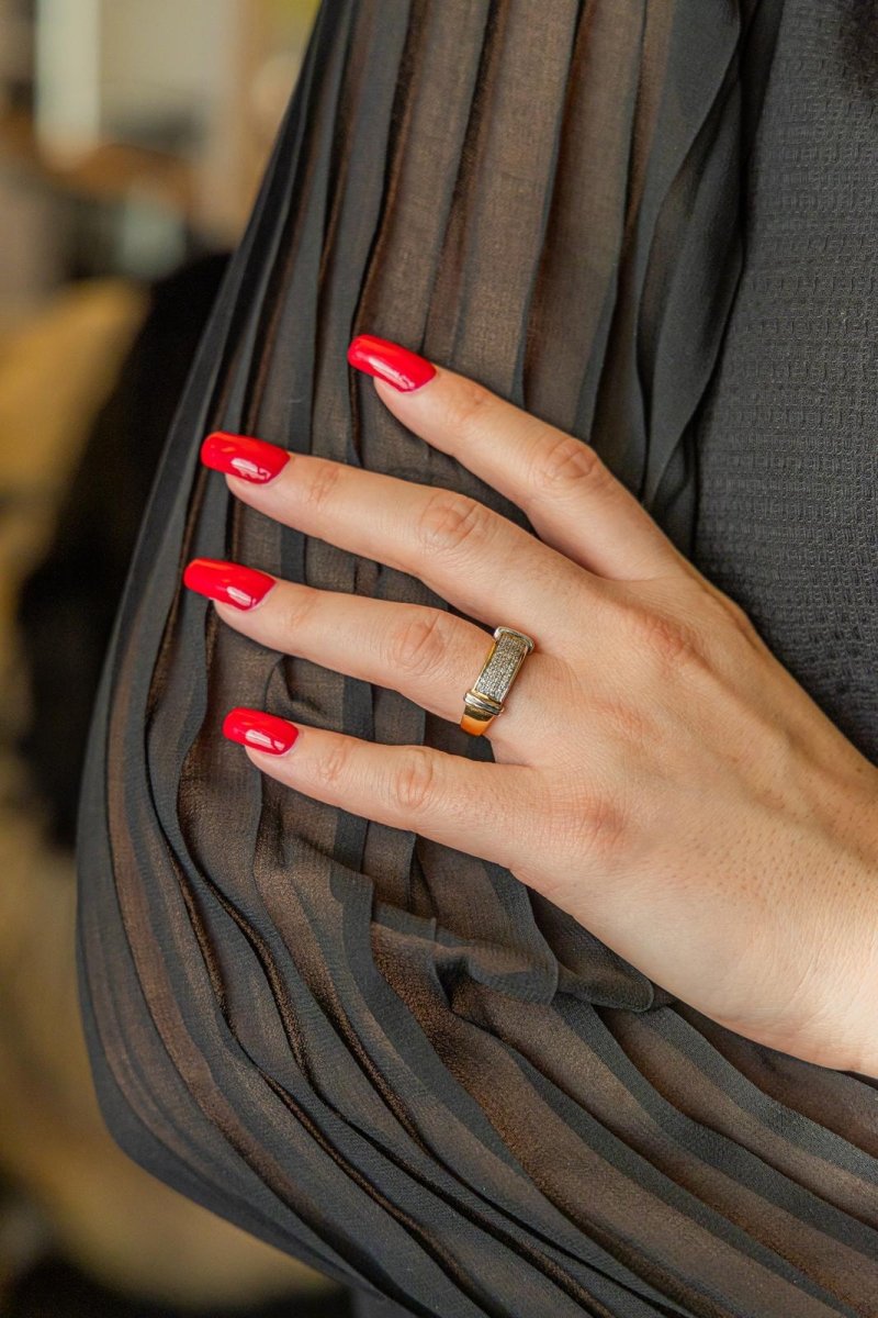 Bague Bandeau en or jaune et diamants - Castafiore