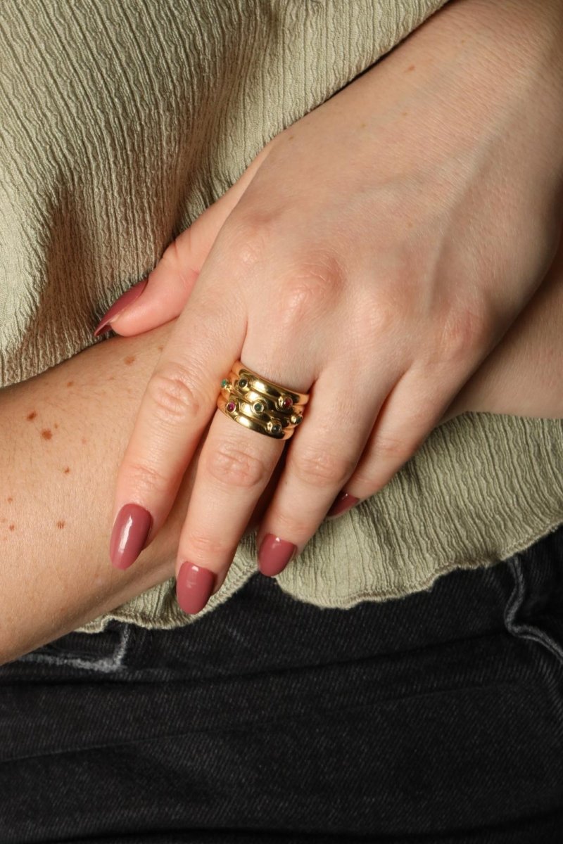 Bague Bandeau en or jaune et rubis - Castafiore
