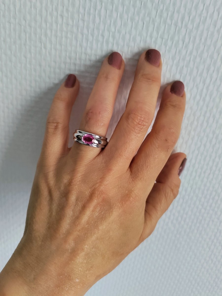Bague BOUCHERON "Axelle" en or blanc et saphir rose - Castafiore