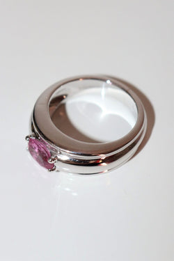 Bague BOUCHERON "Axelle" en or blanc et saphir rose - Castafiore