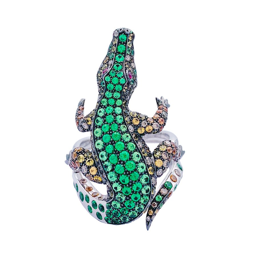 Bague Boucheron Crocodile en or blanc, sertie de diamants et pierres de couleur - Castafiore