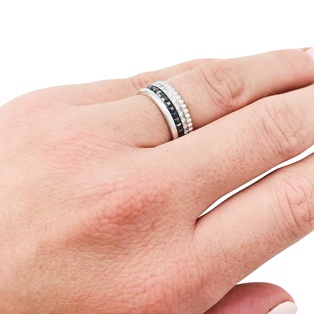 Bague Boucheron, "Quatre Black Edition Small", en or blanc, diamants. - Castafiore