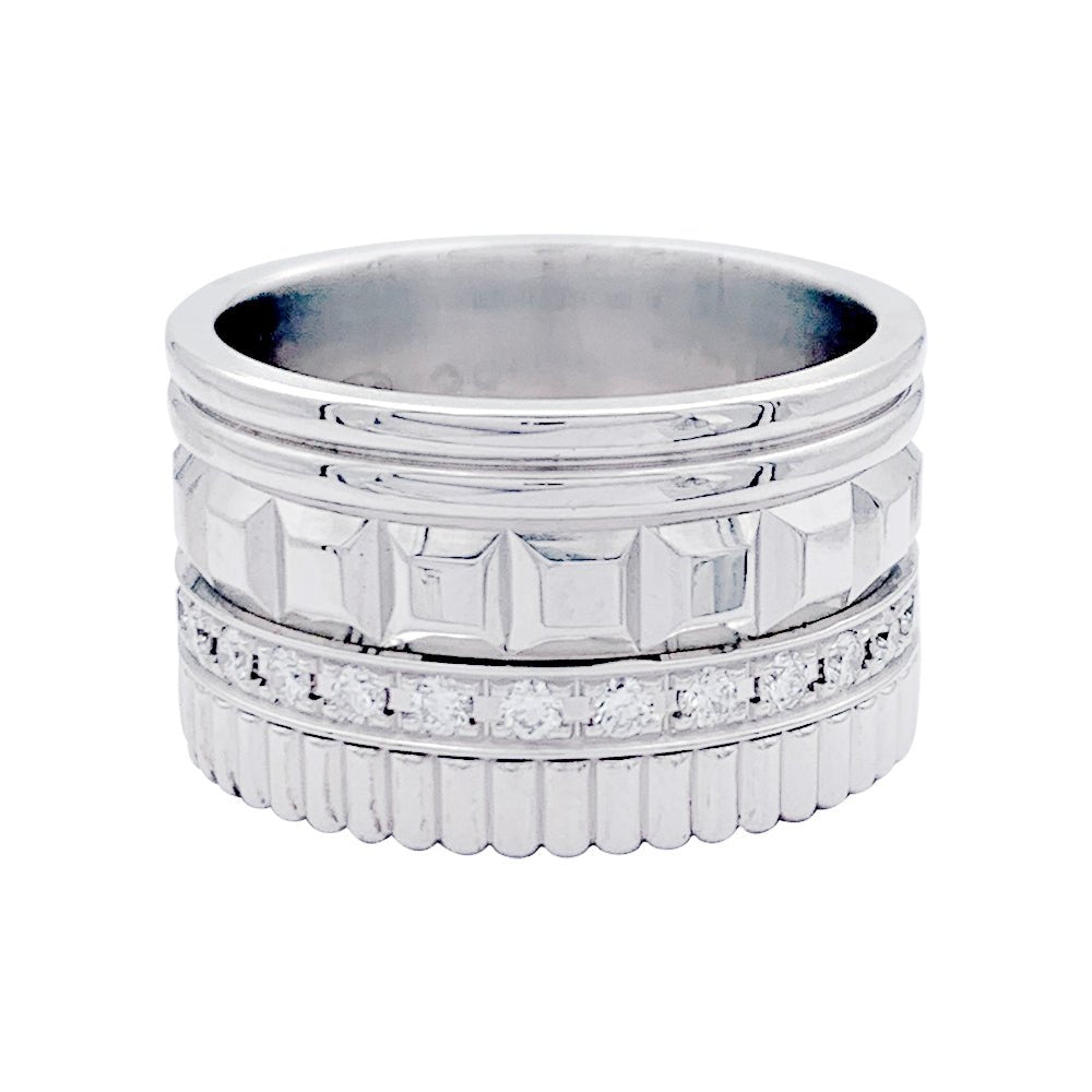 Bague Boucheron, "Quatre Radiant Edition", or blanc, diamants. - Castafiore