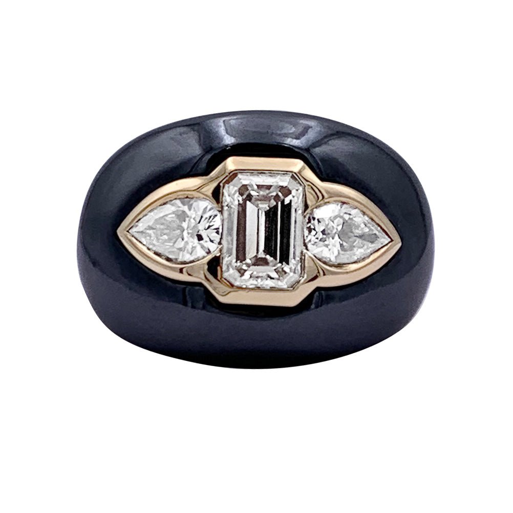 Bague BULGARI en or jaune, hématite et diamants - Castafiore