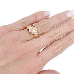 Bague Bulgari, "Serpenti, or rose, diamants, rubellites - Castafiore