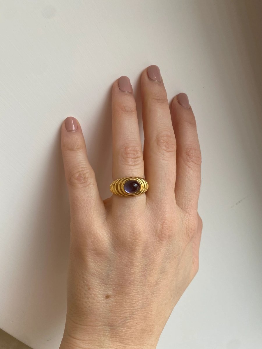 Bague Cabochon BULGARI, or jaune et cordiérite - Castafiore