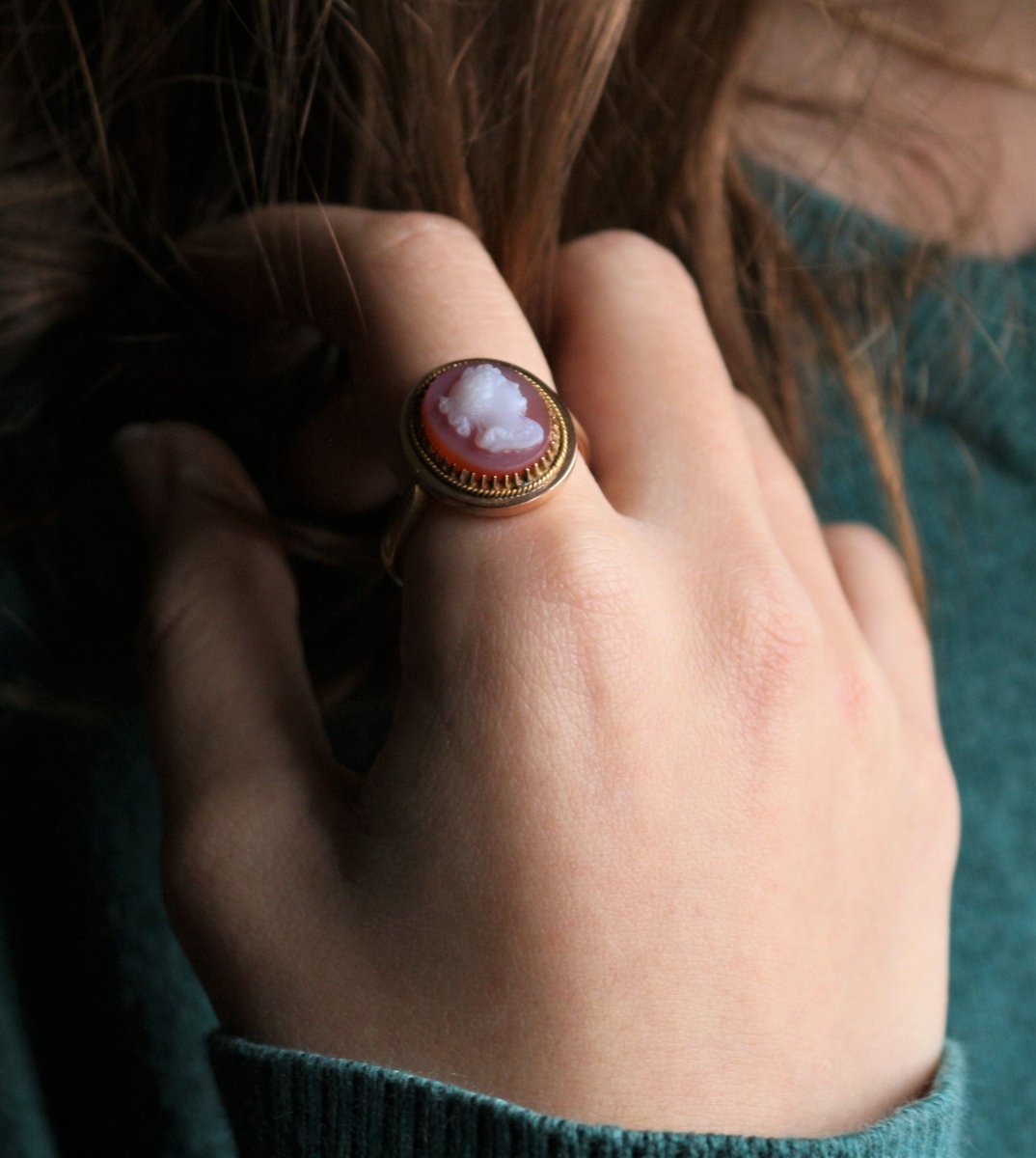 Bague Camée en or jaune et en cornaline - Castafiore