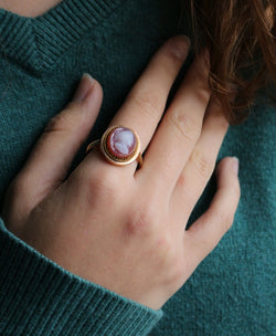 Bague Camée en or jaune et en cornaline - Castafiore