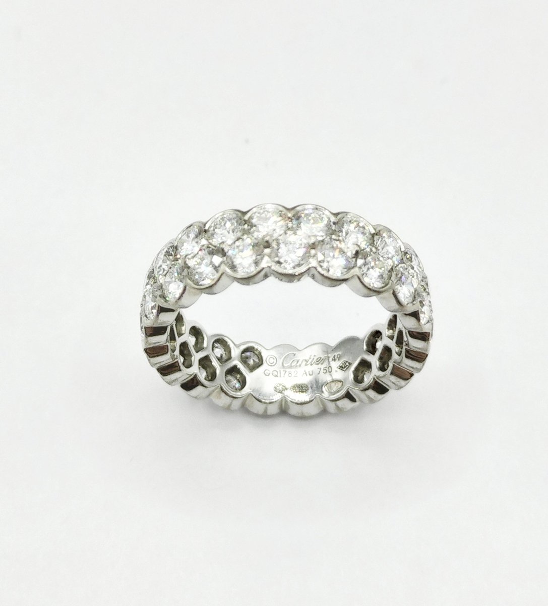 Bague CARTIER "Broderie" en or blanc et diamants - Castafiore