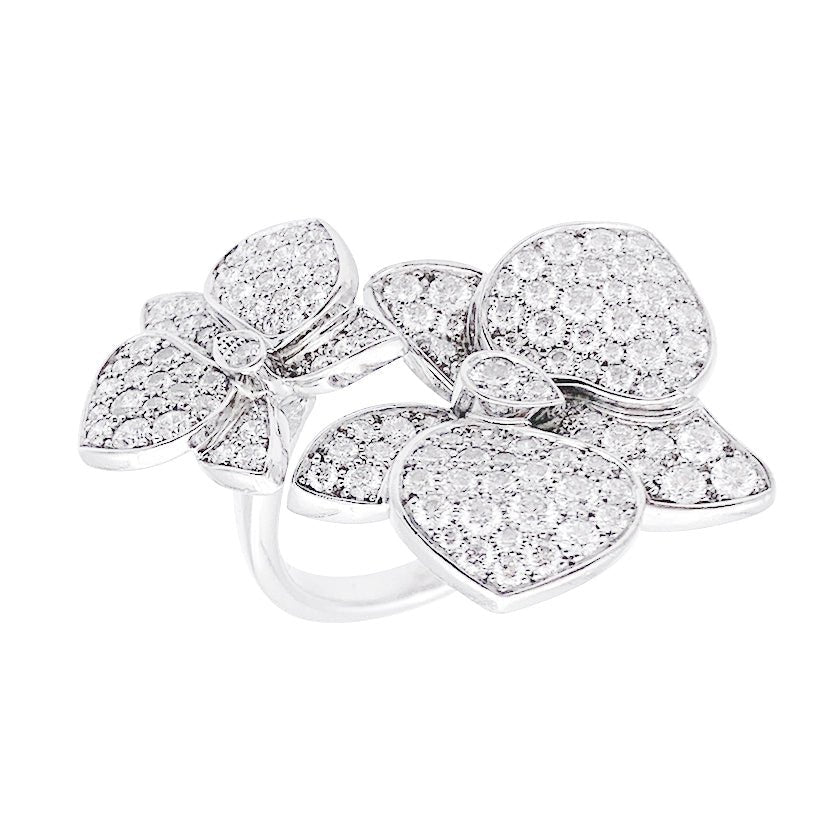 Bague CARTIER "Caresse d'Orchidées" en or blanc et diamants. - Castafiore