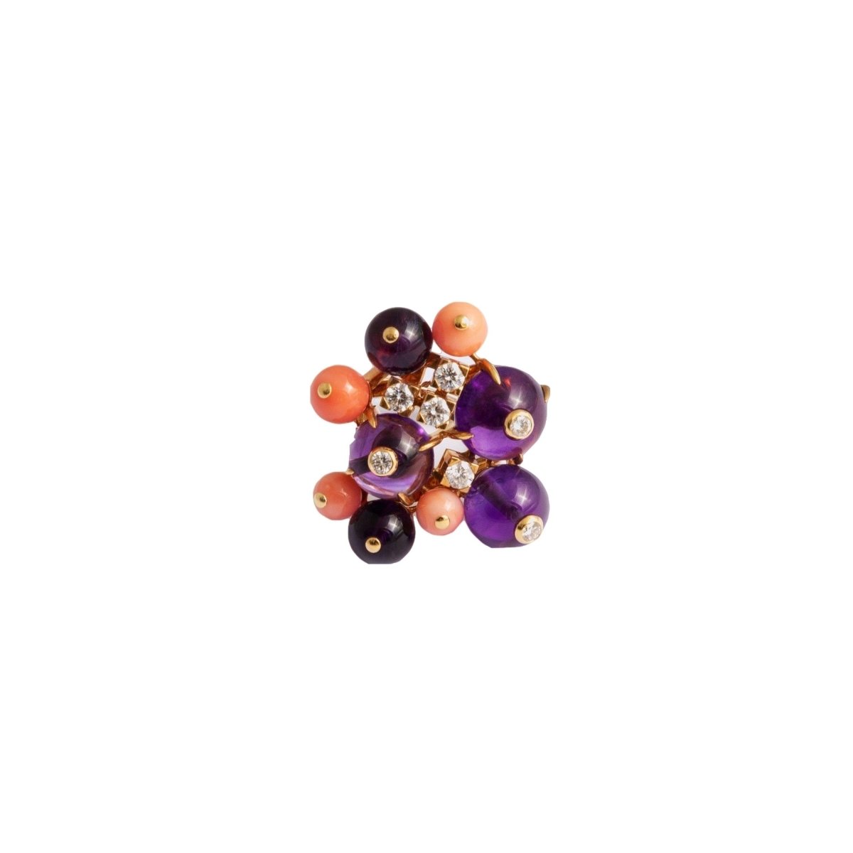 Bague CARTIER, modèle "Délices de Goa" or jaune, corail, améthystes et diamants - Castafiore