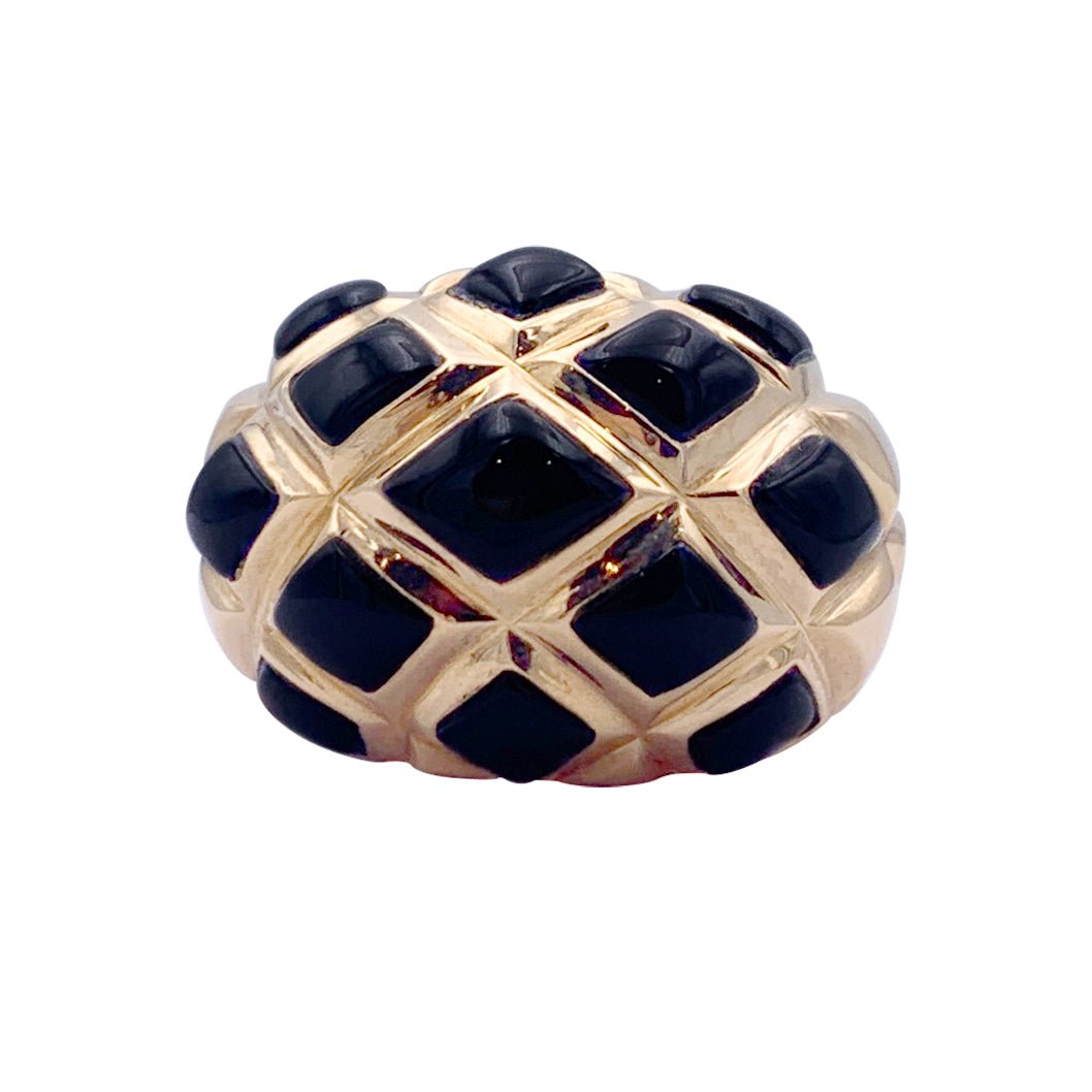 Bague CHANEL en or jaune et onyx - Castafiore