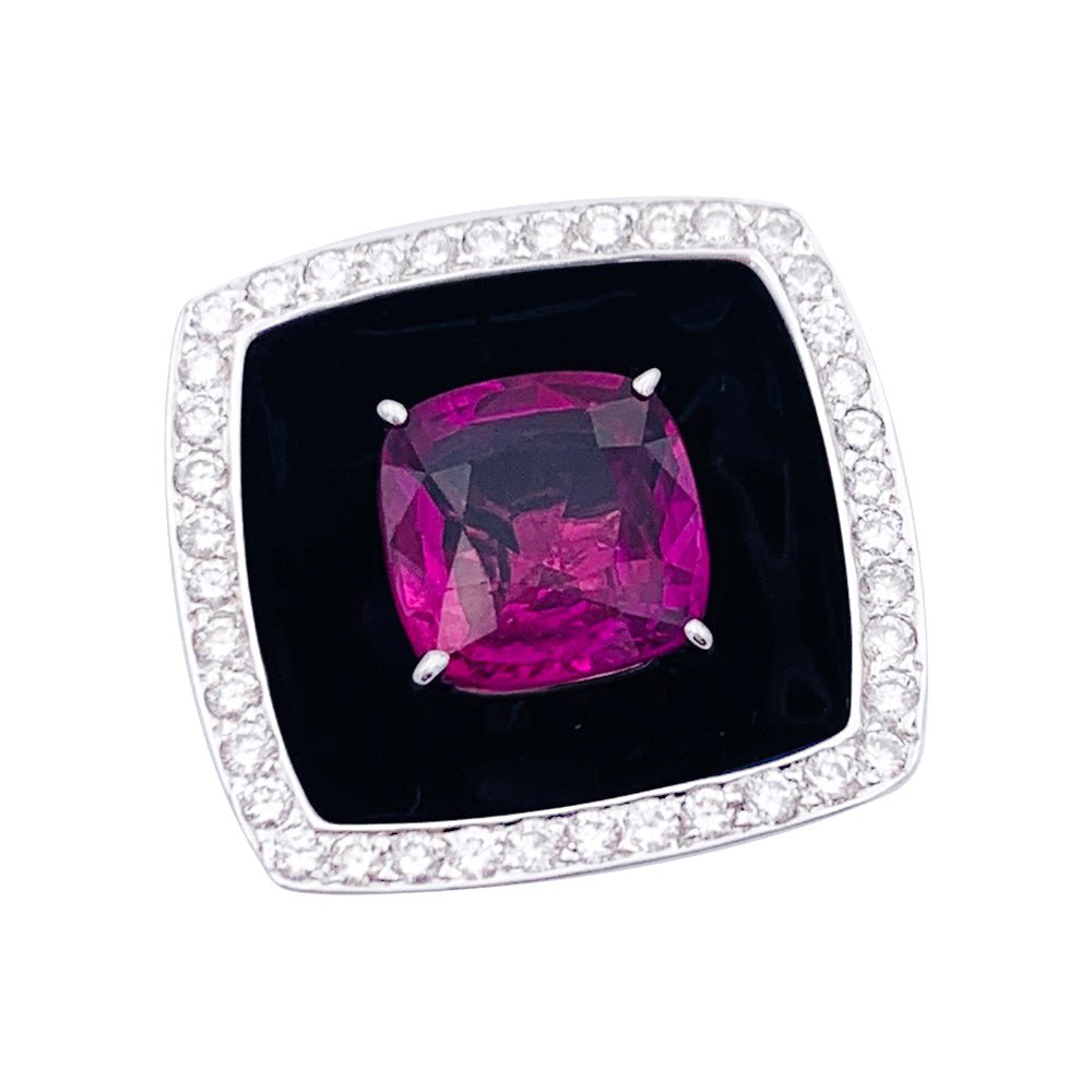Bague CHANEL "Nuit Noire" en or blanc, saphir rose, diamants et émail - Castafiore