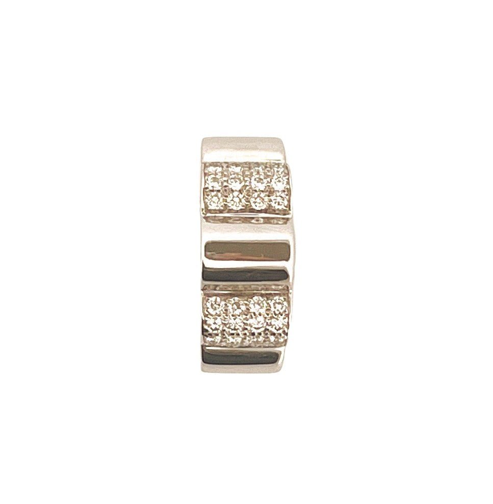 Bague CHANEL "Profil de Camélia" en or blanc et diamants - Castafiore