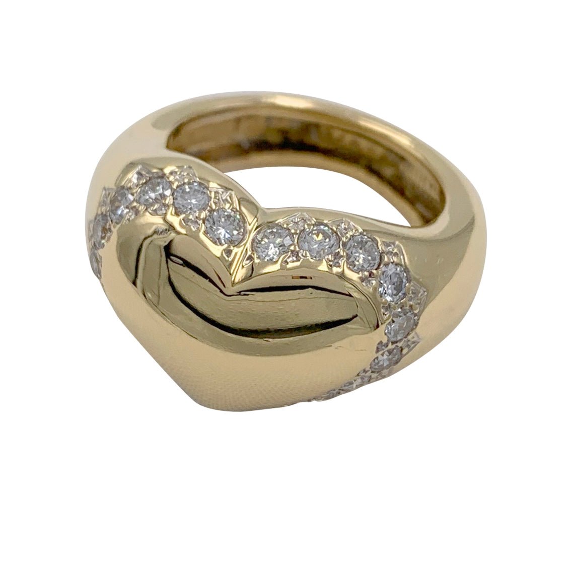 Bague CHAUMET "Chevalière Coeur" en or jaune et diamants - Castafiore