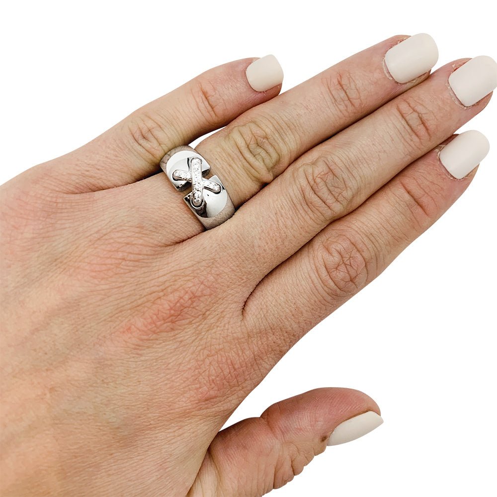 Bague Chaumet "Liens" en or blanc et diamants - Castafiore