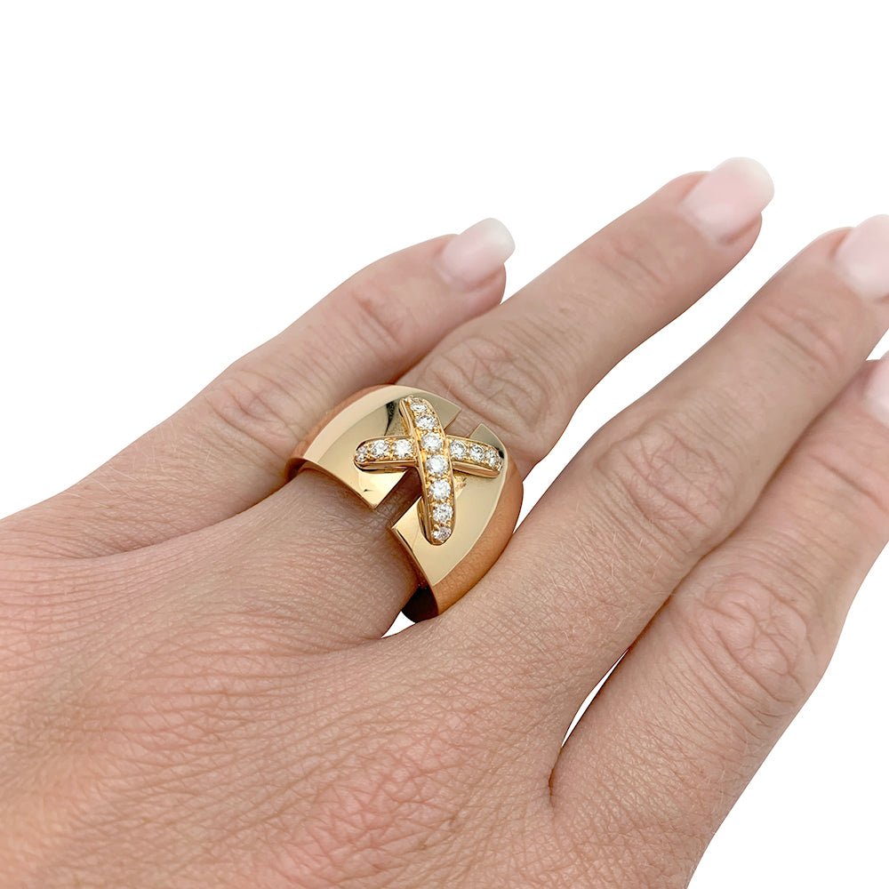 Bague CHAUMET, "Liens" grand modèle, or jaune, diamants - Castafiore