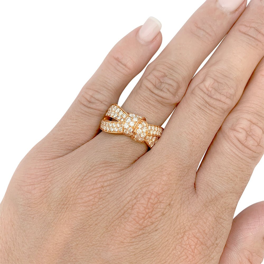 Bague Chaumet, "Liens Séduction", or rose et diamants - Castafiore