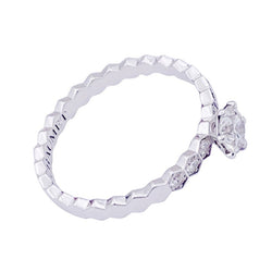 Bague CHAUMET "Solitaire Bee my Love" or blanc, diamants. - Castafiore