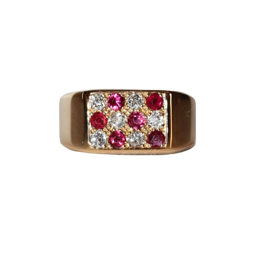 Bague Chevalière en or jaune, Rubis Et Diamants - Castafiore