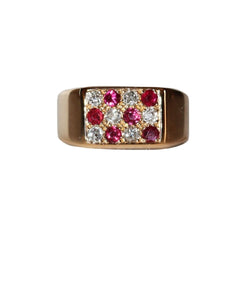 Bague Chevalière en or jaune, Rubis Et Diamants - Castafiore