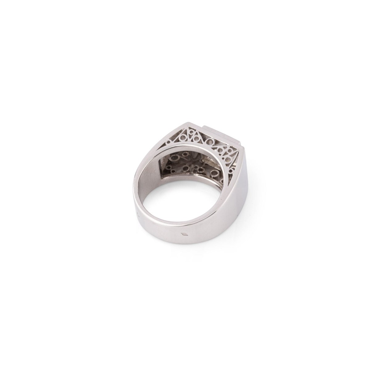 Bague Chevalière en platine et diamants - Castafiore