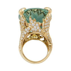 Bague Christian Dior, "Miss Dior", en or jaune, béryl vert et diamants - Castafiore