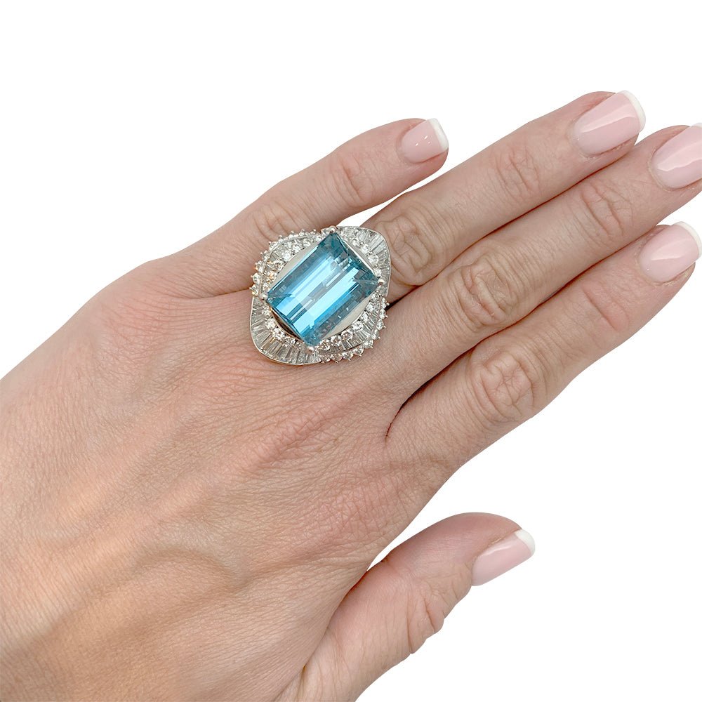 Bague cocktail aigue-marine et diamants - Castafiore