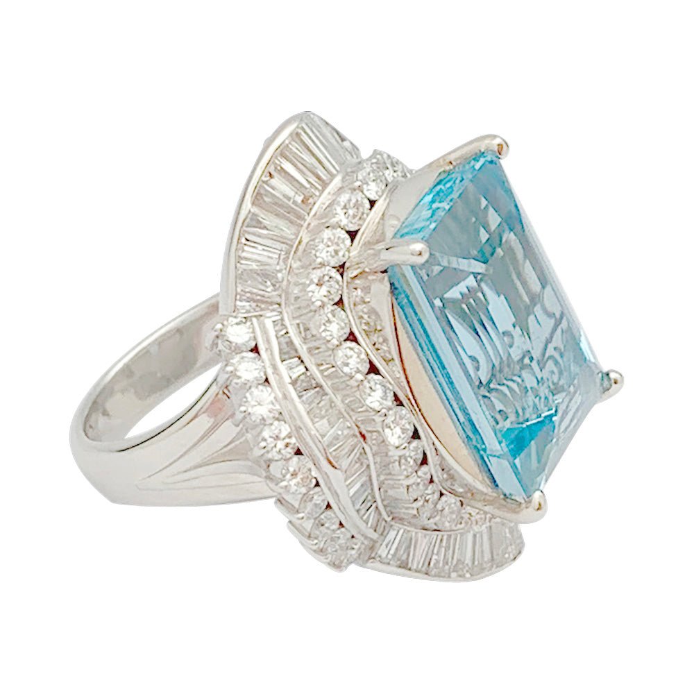 Bague cocktail aigue-marine et diamants - Castafiore
