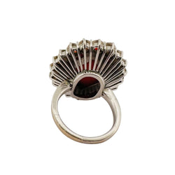 Bague Cocktail en or blanc, corail et diamants - Castafiore