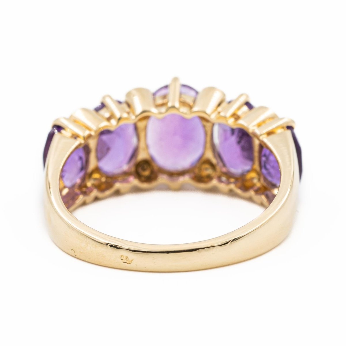 Bague Cocktail en or jaune, diamants et améthyste - Castafiore