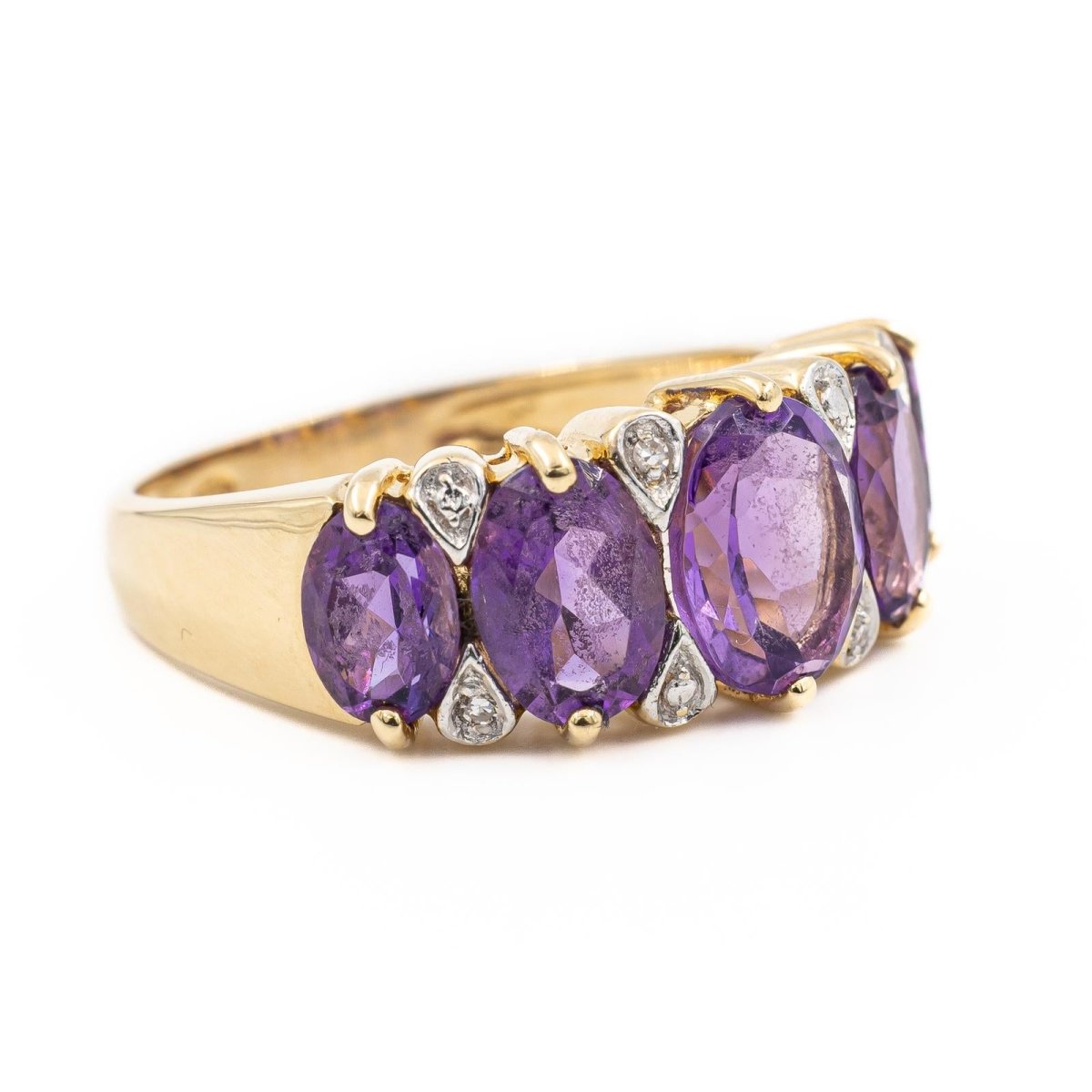 Bague Cocktail en or jaune, diamants et améthyste - Castafiore