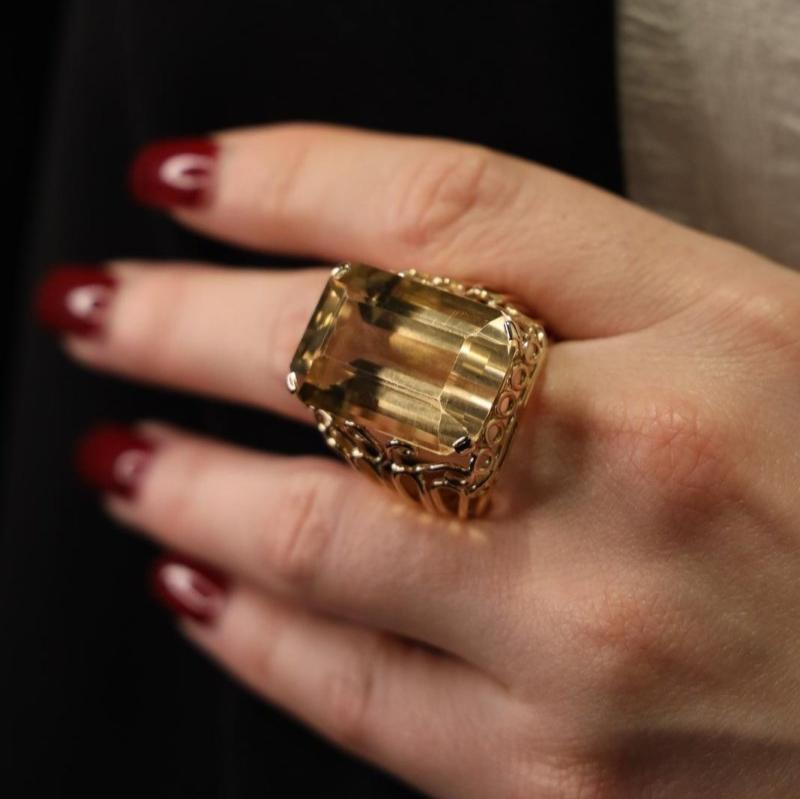 Bague Cocktail en or jaune et quartz jaune - Castafiore