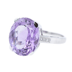 Bague Cocktail MAUBOUSSIN "Mon bébé d'Amour" en or blanc et améthyste - Castafiore