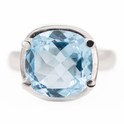 Bague Cocktail POIRAY "Filles Antik" en or blanc et topaze - Castafiore