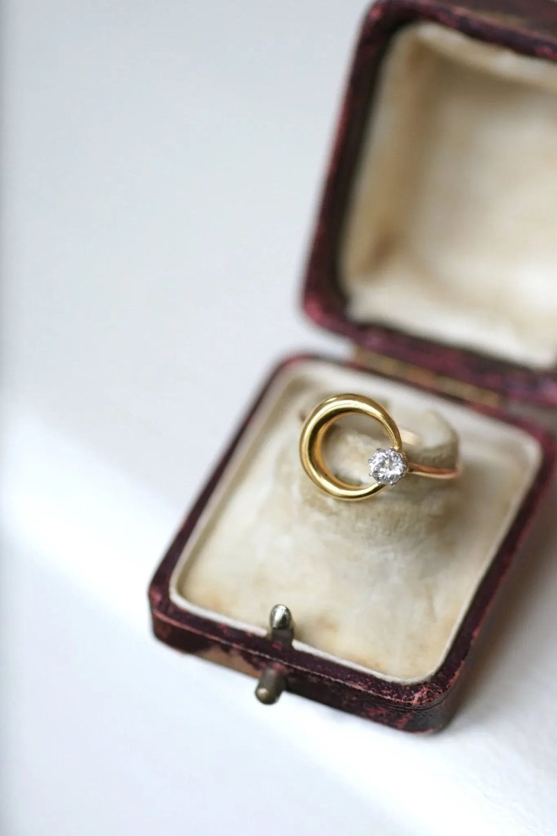 Bague croissant de lune diamant et or - Castafiore