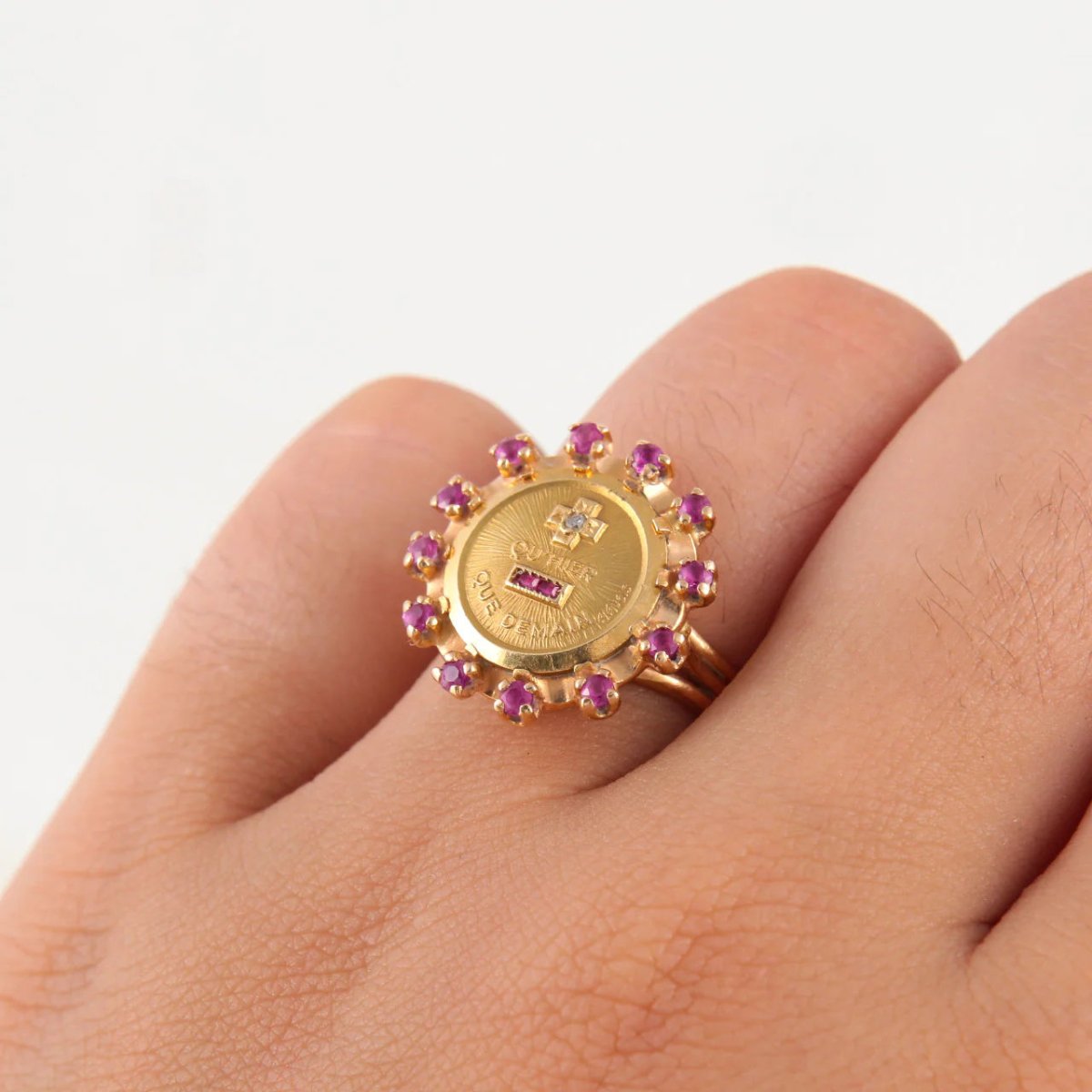 Bague d’Amour Augis en Or, Rubis et Saphirs Roses, Plus Hier Moins Demain, A. Augis - Castafiore