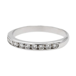 Bague demi alliance en or blanc et diamants - Castafiore