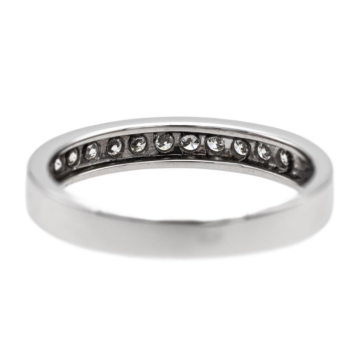 Bague Demi-Alliance en or blanc et diamants - Castafiore