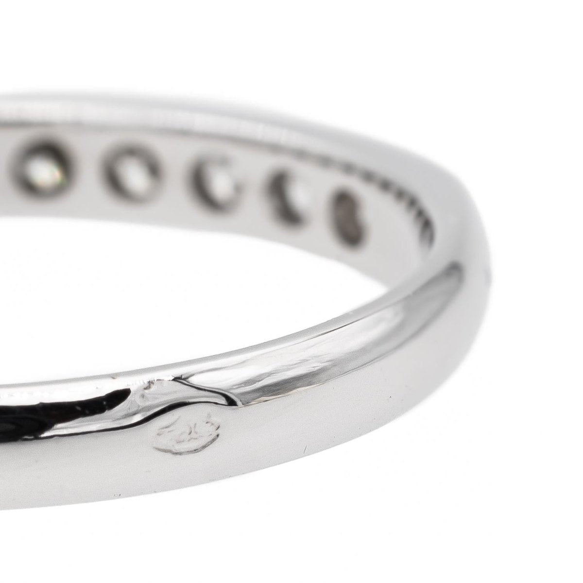 Bague demi alliance en or blanc et diamants - Castafiore