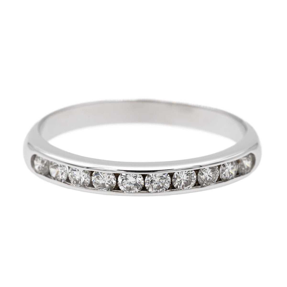 Bague demi alliance en or blanc et diamants - Castafiore