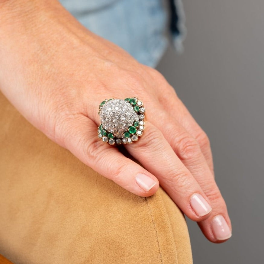 Bague Dôme en or jaune, émeraudes et diamants - Castafiore