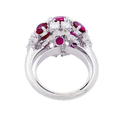 Bague Dôme en platine, diamants, rubis. - Castafiore