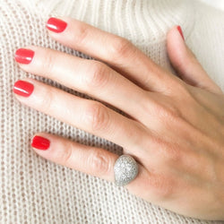 Bague dôme en platine et diamants - Castafiore