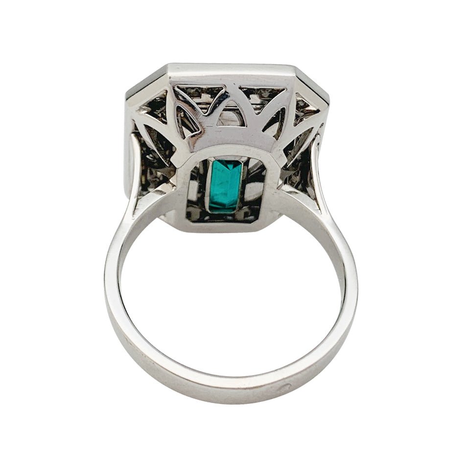 Bague émeraude 5,5 carats en or blanc, diamants - Castafiore