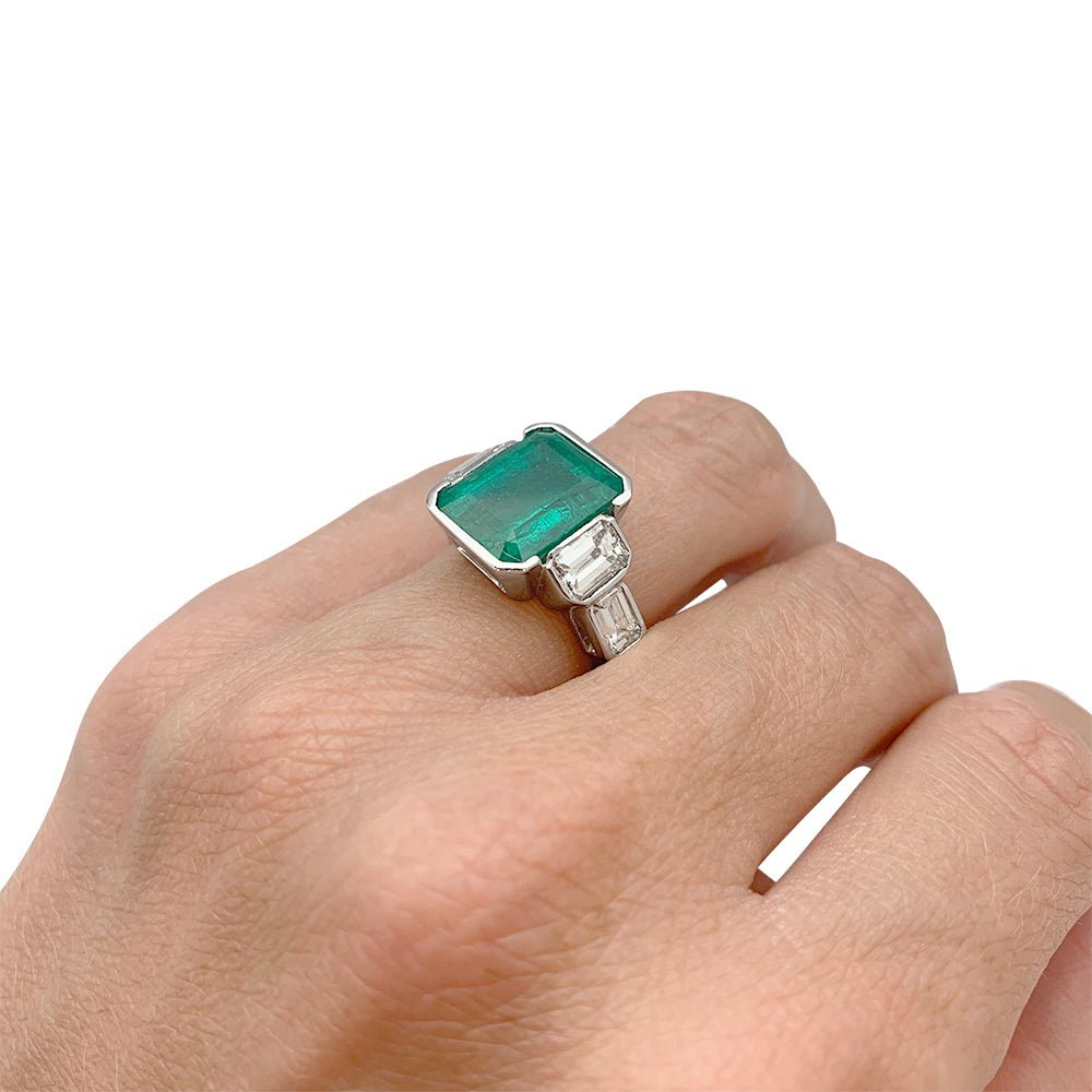 Bague émeraude or blanc, diamants - Castafiore