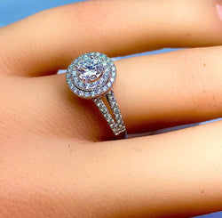 Bague en or blanc 18 carat , diamant 0,40 carat couleur E - Castafiore